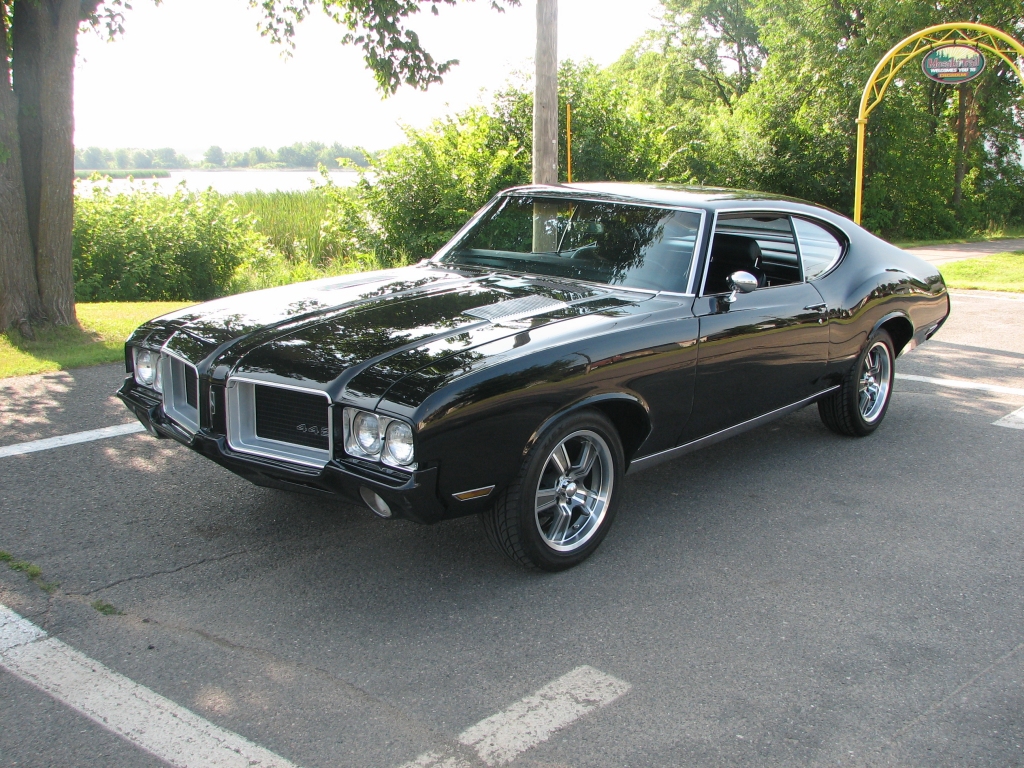 1971 Oldsmobile Cutlass 442 Tribute