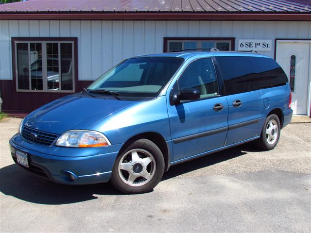 2003 Ford Windstar Main Image