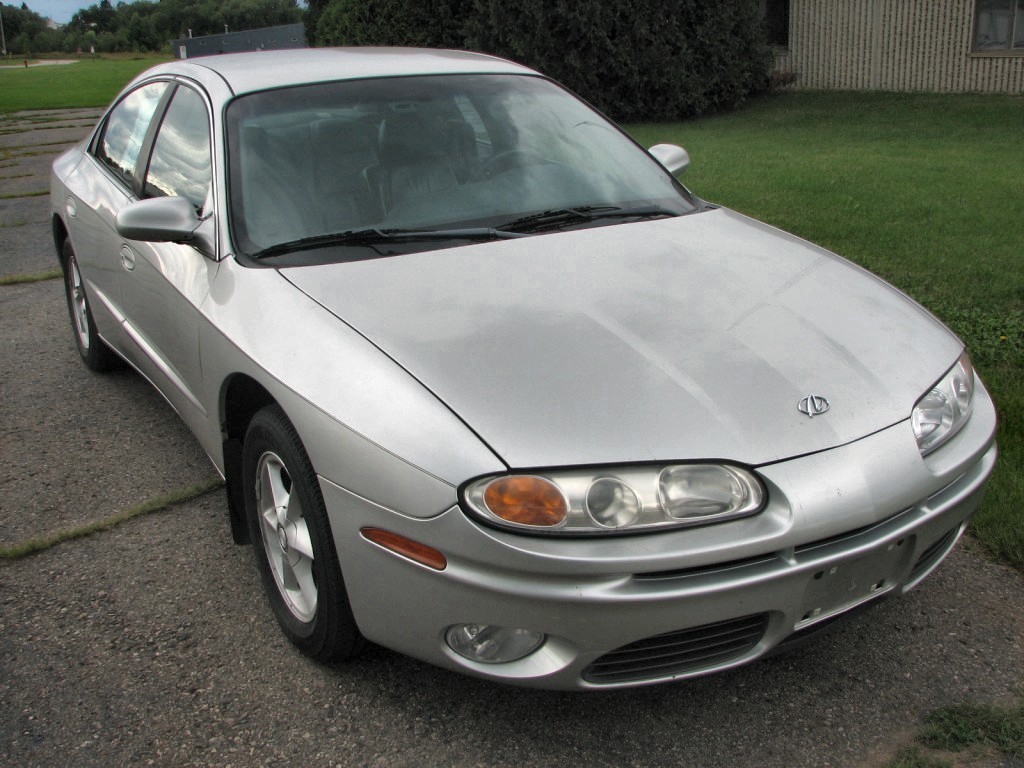 2001 Oldsmobile Aurora Main Image