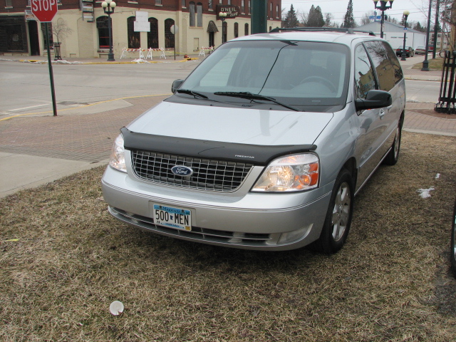 2007 Ford Freestar SEL Main Image