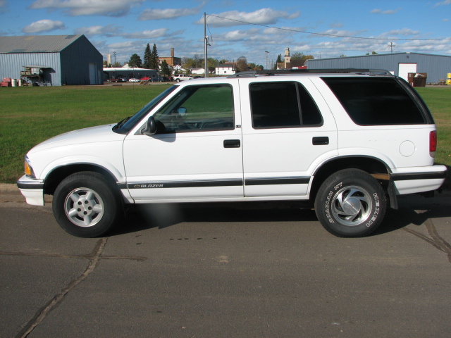 1996 Chevy Blazer 4x4 Main Image