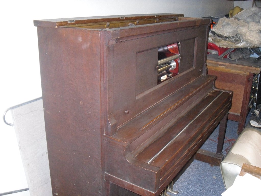 1916 Royal Cabinet Grand Piano